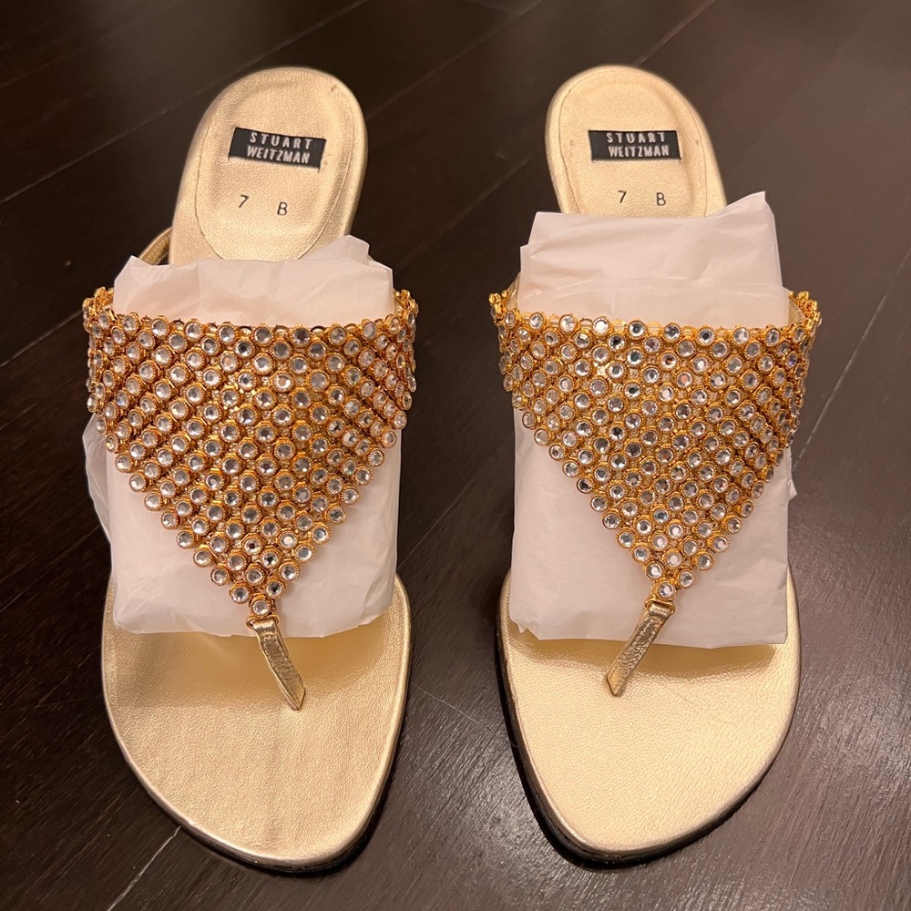Stuart Weitzman Gold 7 B Crystal Embellished Sandal New
